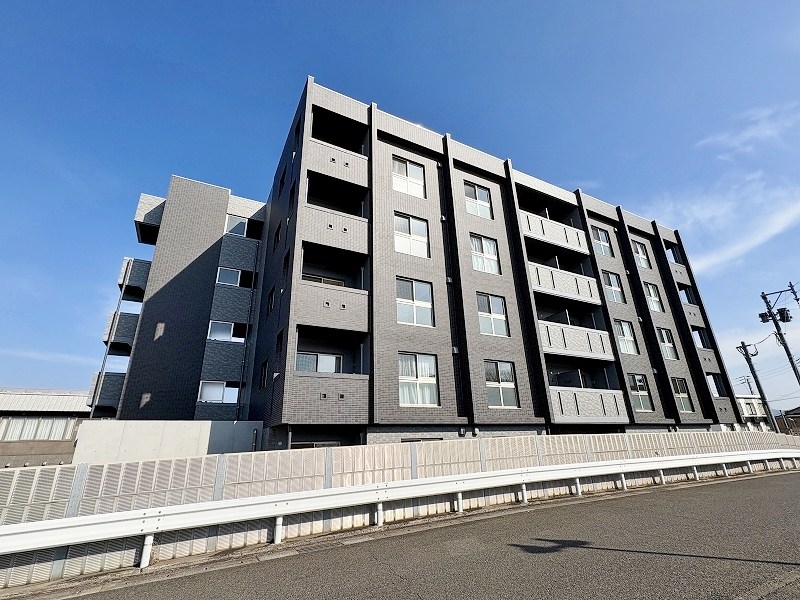 KIRA　HIAGARI（キラ日明）  102号室 外観