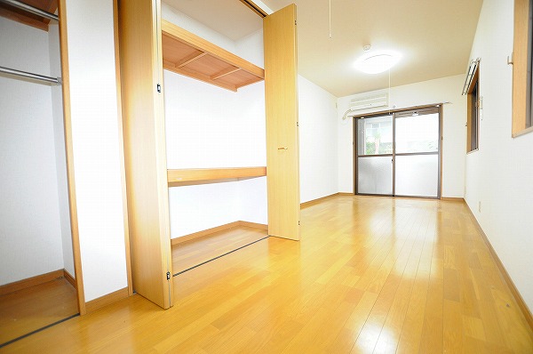 プレステージ足立 リビング