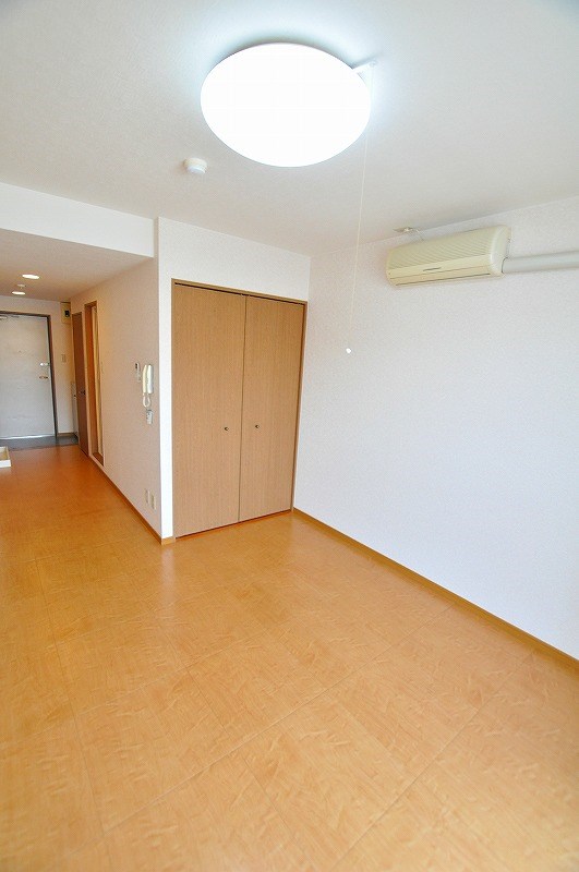 ロイヤルグリーンハイツ ベッドルーム