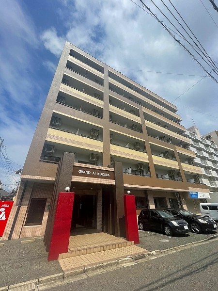 グランドアイ小倉 308号室 外観