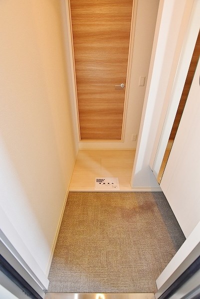 ザ・レジデンスBonjono West（ザ・レジデンスボンジョーノ　ウエスト） 玄関