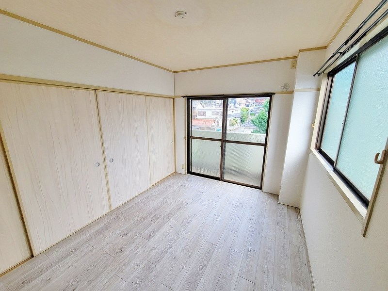 横山ハイツ  ベッドルーム