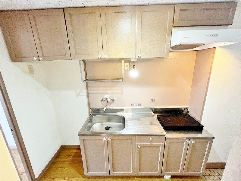 ウインズ三萩野  キッチン