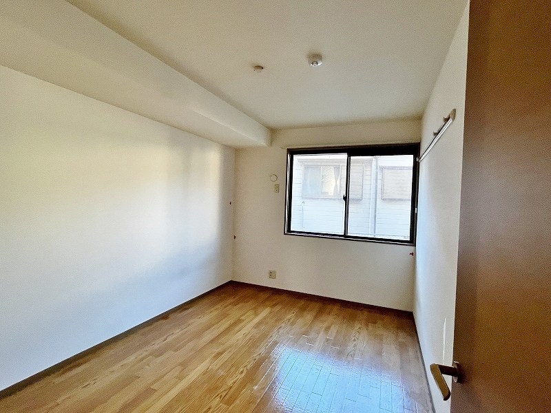 ルミエール赤坂 ベッドルーム