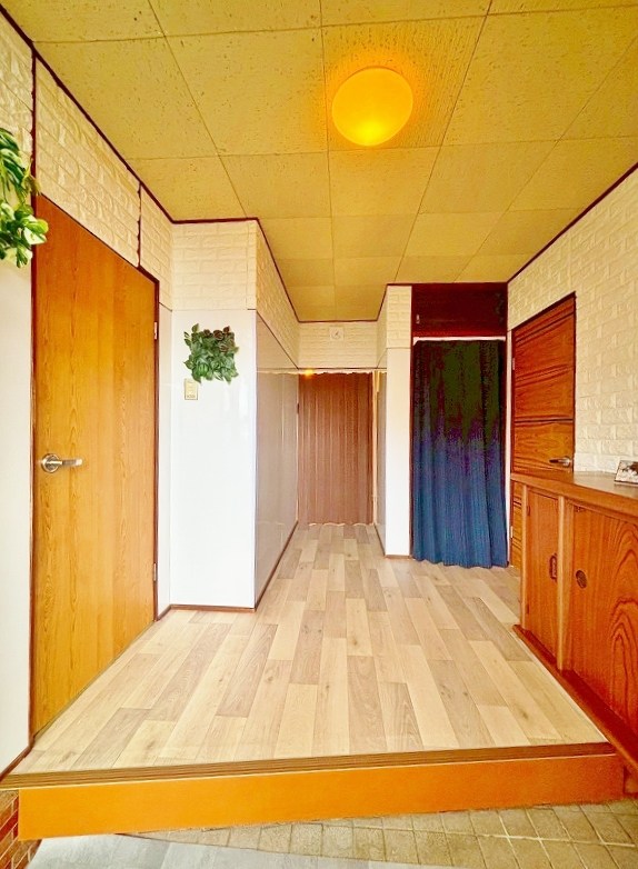 Casa Con Vista KUROBARUⅡ 玄関