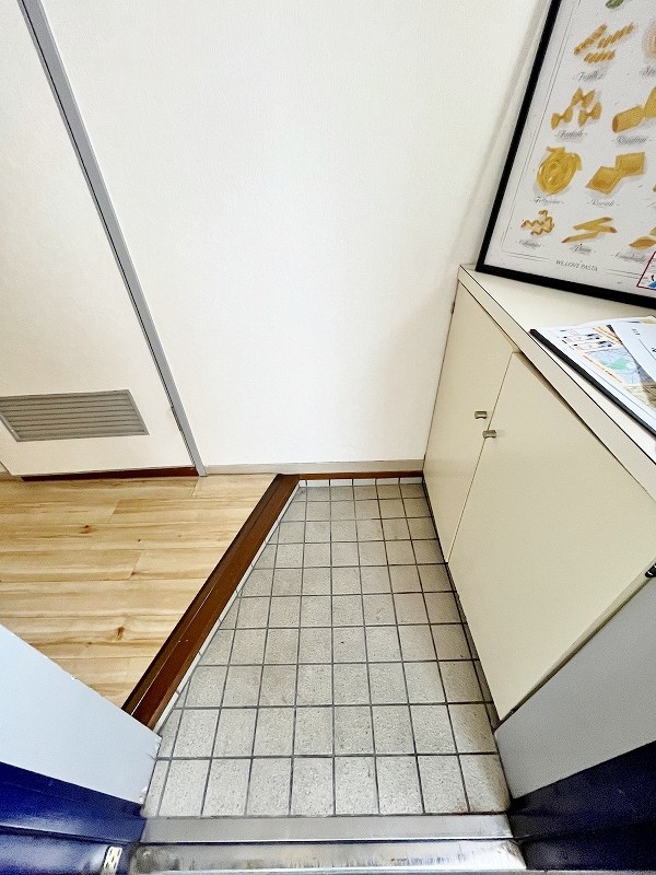 オリエンタル三萩野公園 玄関