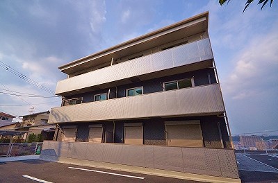 ラウンドシティ泉台  302号室 外観