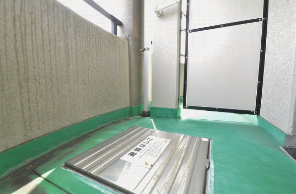 ギャラン小文字 ベランダ