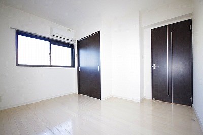 高峰ポロニア  ベッドルーム