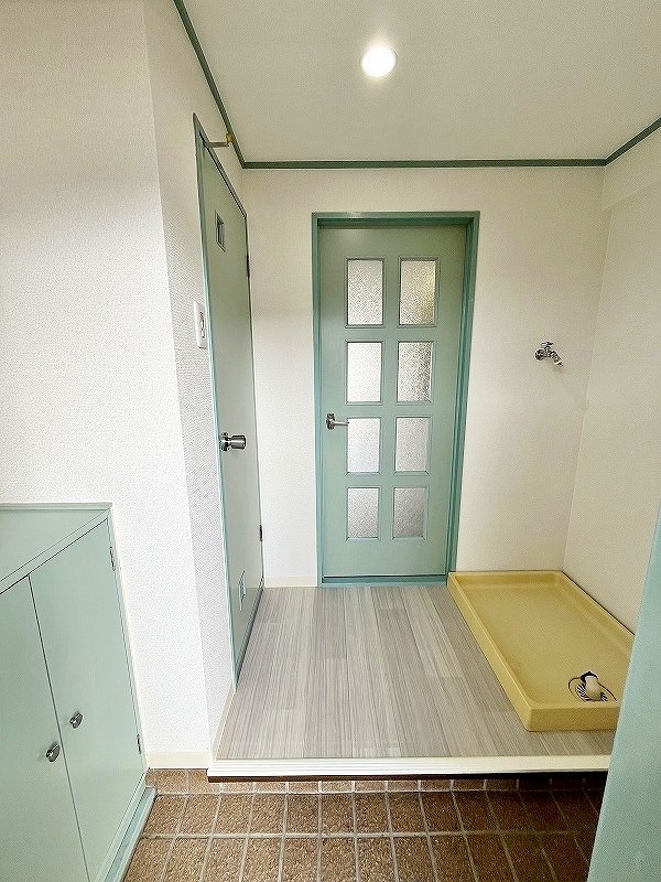 オリエンタル東新町 玄関