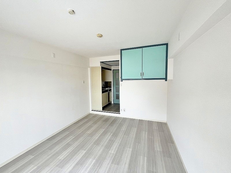 オリエンタル東新町 リビング