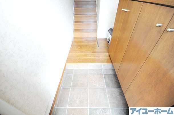 BLACKCOMB（ブラッコム） 玄関