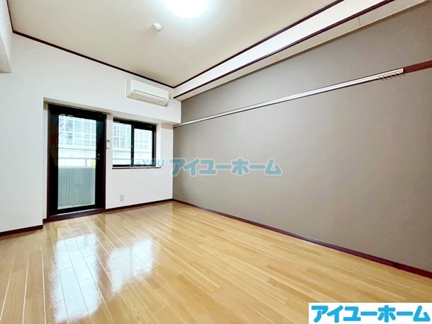 アルゴヴィラージュ八幡駅前 リビング