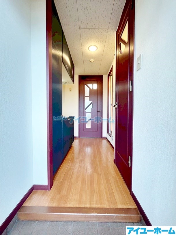 アルゴヴィラージュ八幡駅前  玄関