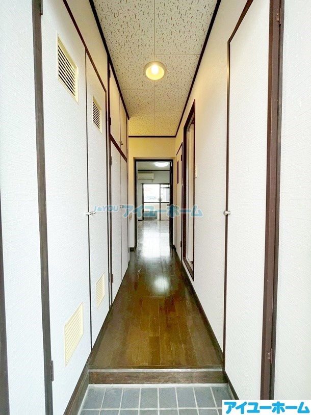 ジュネス陣原 玄関