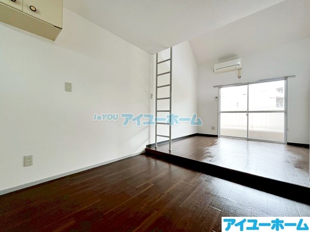 レガーロ黒崎Ⅰ リビング