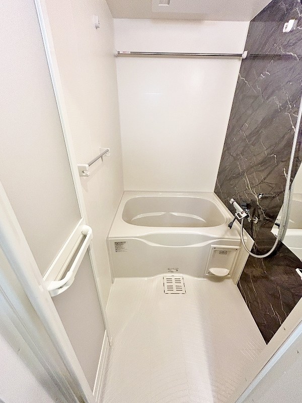 Brelia MIHAGINO (ブレリア三萩野) 風呂画像