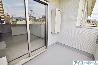 ソレイユひびきの ベランダ