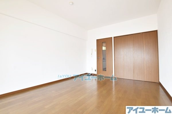 エステート和光 ベッドルーム