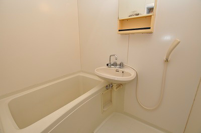 エルハイツ王子    風呂画像