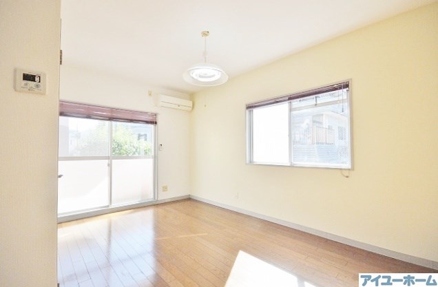 カリタスプラザ  リビング