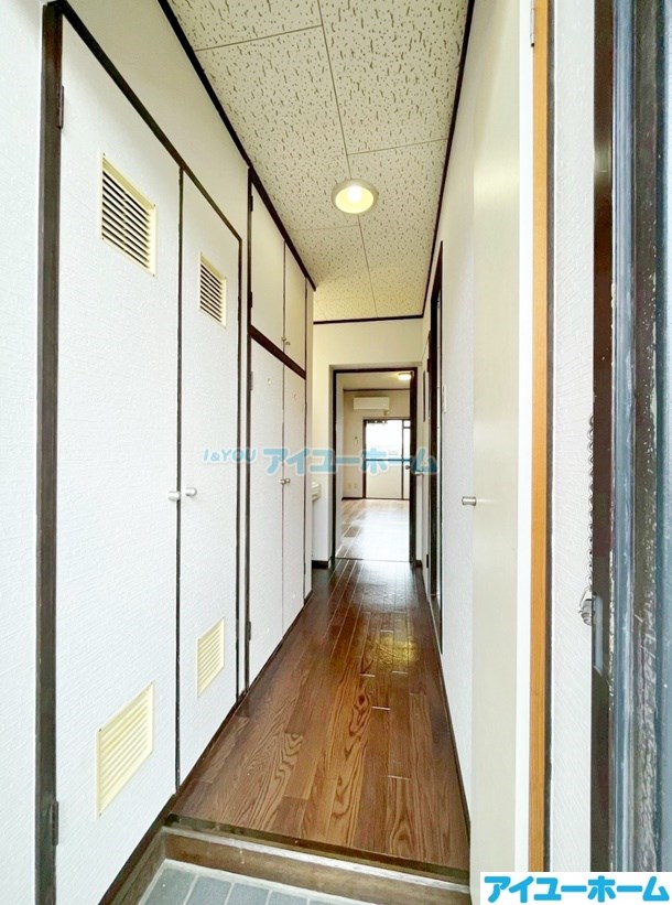 ジュネス陣原 玄関