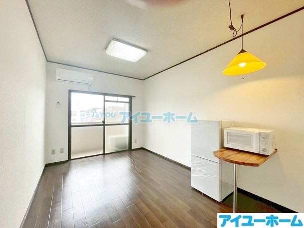 ジュネス陣原 リビング