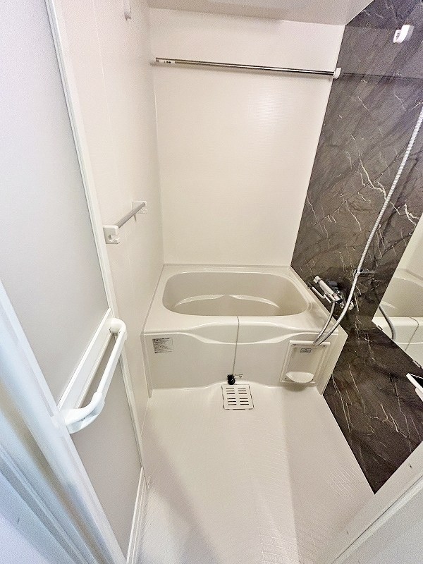 Brelia MIHAGINO (ブレリア三萩野) 風呂画像