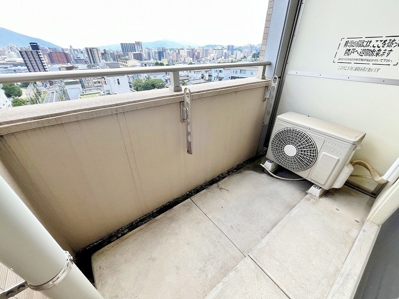 La Feliz下到津(ラ・フェリス下到津) ベランダ