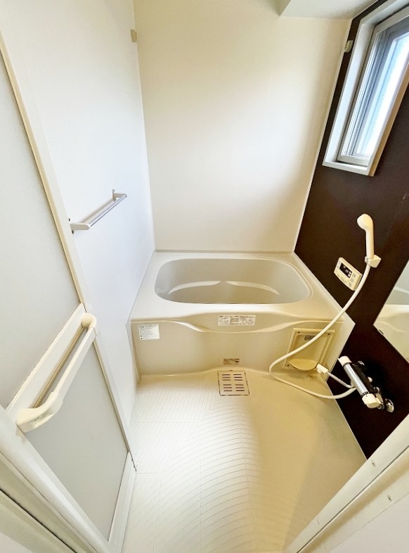 La Feliz下到津(ラ・フェリス下到津) 風呂画像