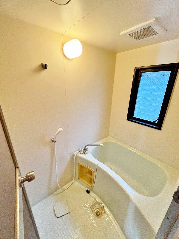 メゾン・ド・ルーブル 風呂画像