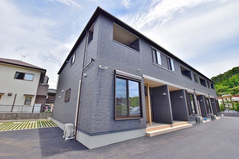 リヴァーサ・ヒル 102号室 外観