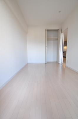 ラフィーネ到津学園通り ベッドルーム