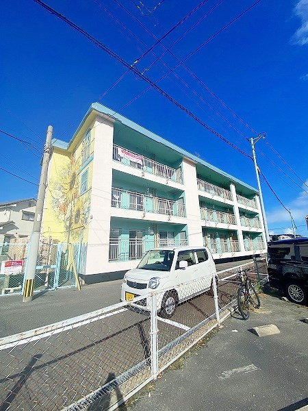 ＣＯＢＯＬ　Ｋｕｚｕｈａｒａ（コボルクズハラ） 101号室 外観