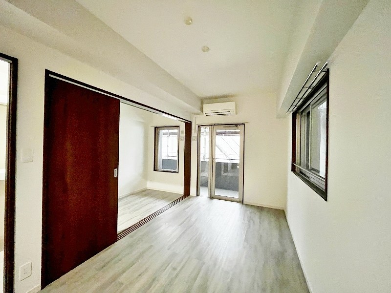 プレジデンス　ざ　三萩野 リビング