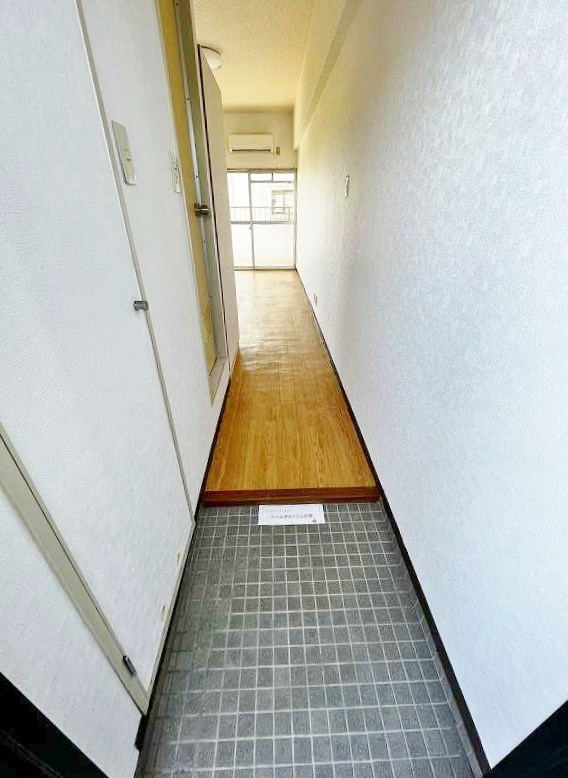 ホワイトパレス北九大前 玄関