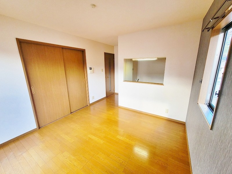 ディーフレア徳吉　A 棟 リビング