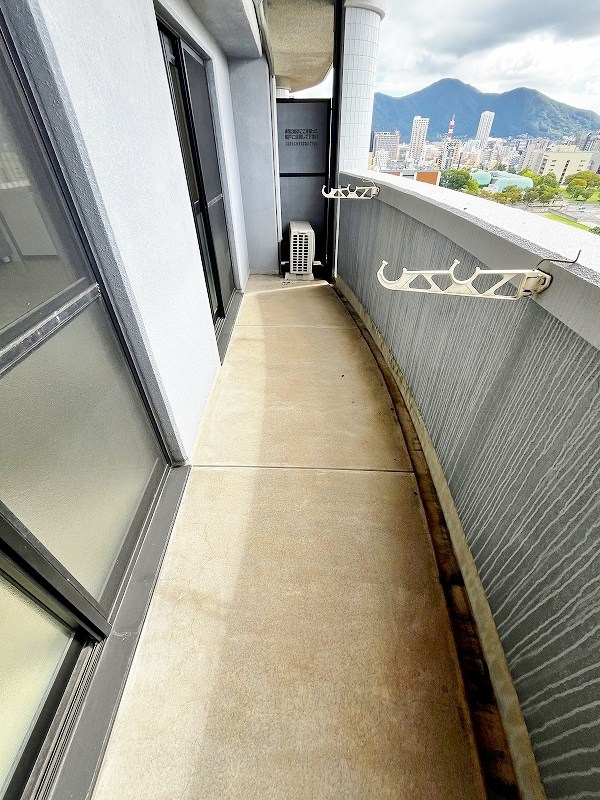 ロイヤルセンターＢＬＤ  ベランダ