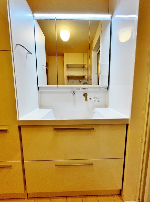 サニー　ウェスト その他1