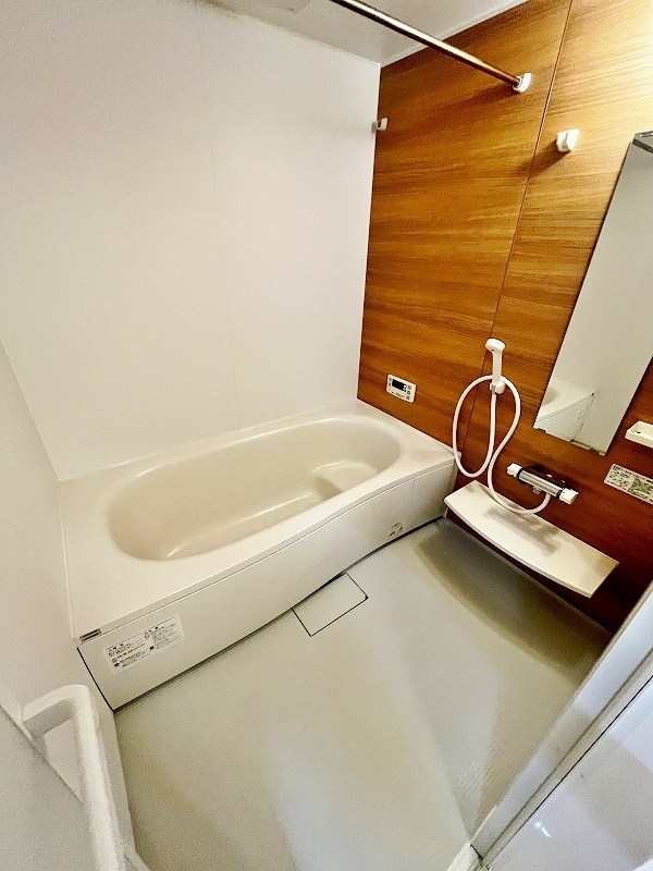 サニー　ウェスト その他8