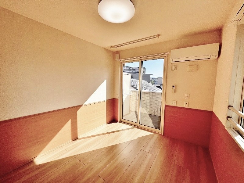 サニー　ウェスト その他30