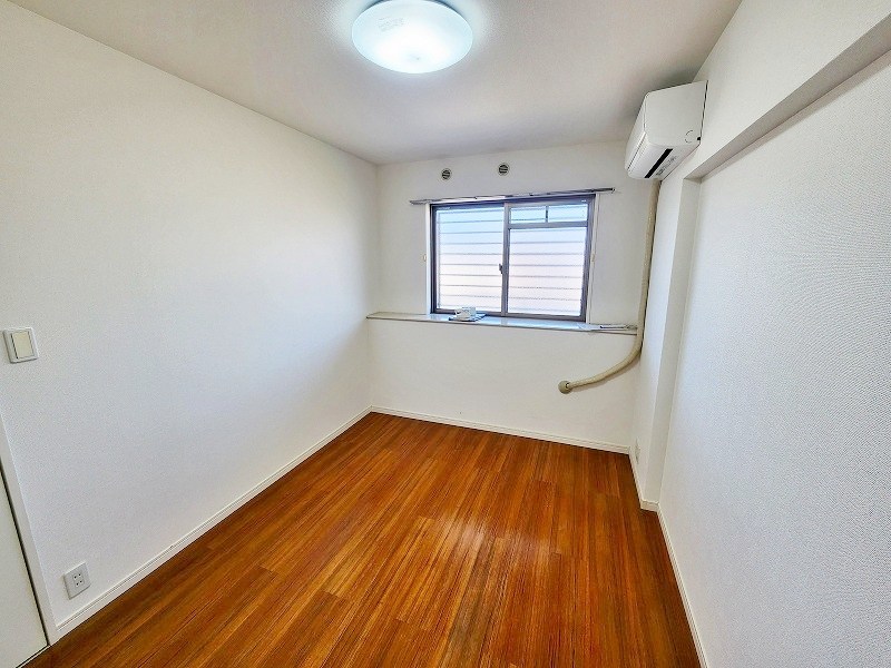 シャインプラス  ベッドルーム