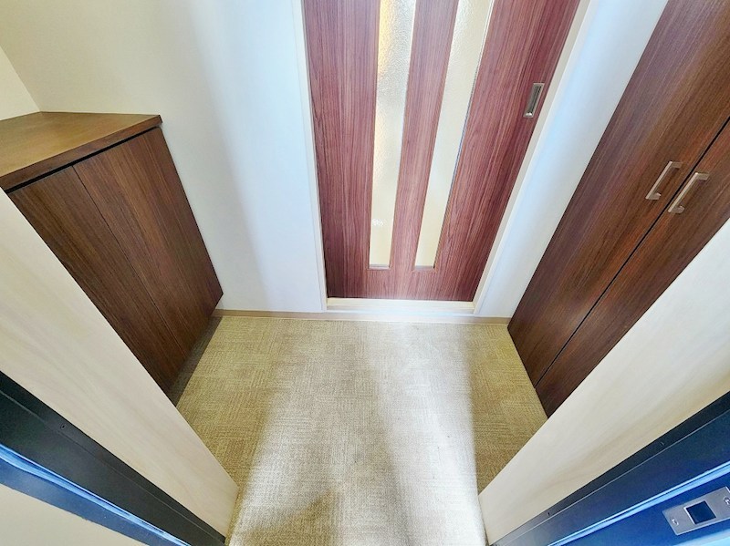 シャーメゾンステージ片野 玄関