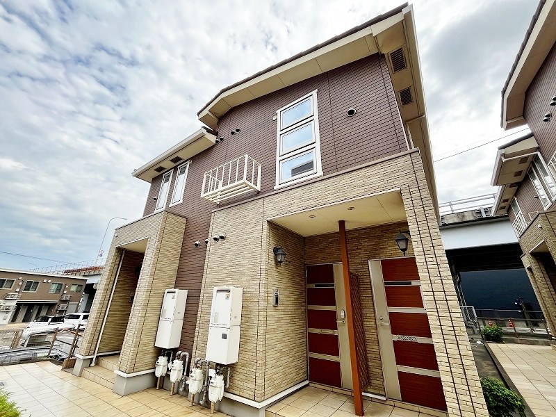 ウエスト　アヴェニュー　A棟 202号室 外観