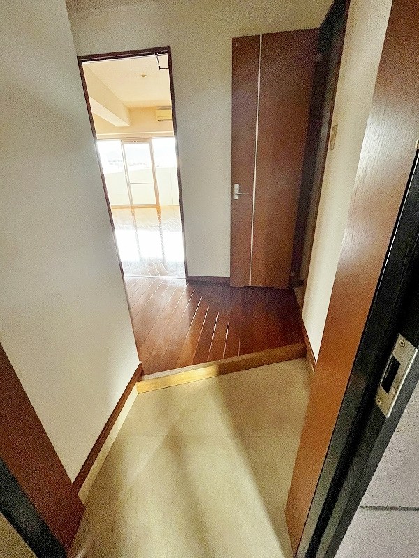 ＢＲＩＳ中井（ブリス中井） 玄関