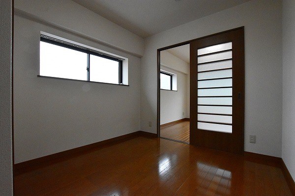 ヴァリーゴールド足立 リビング