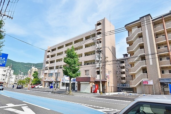 第一白石ビル 303号室 外観