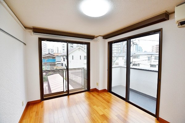 リファレンス北九大前 リビング