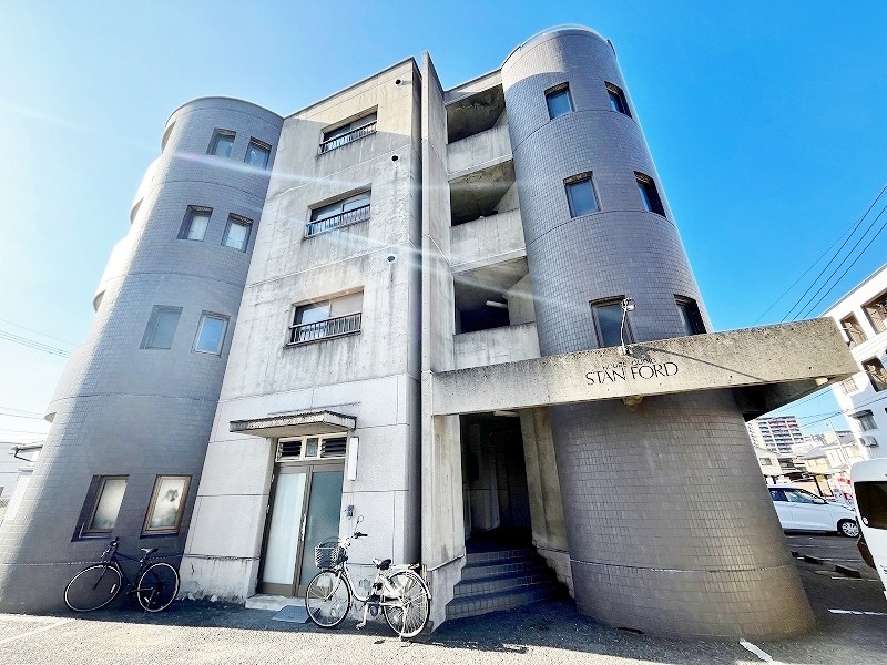 スタンフォード 504号室 外観