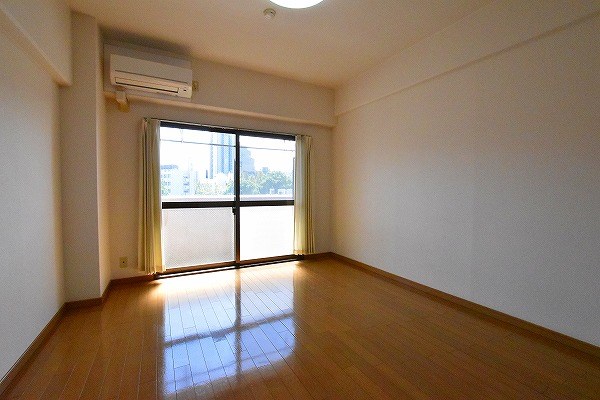 メゾンドカリス リビング